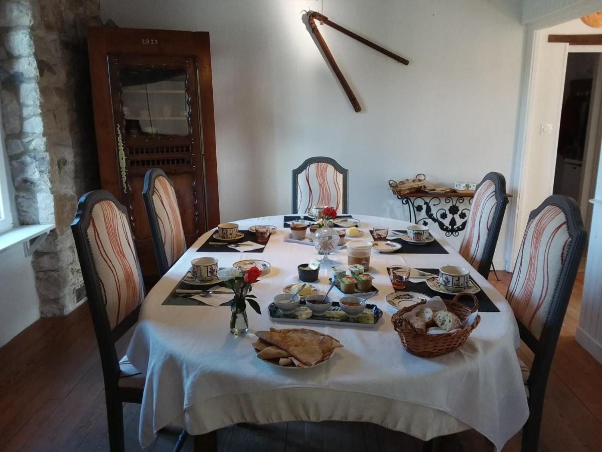 Les Chambres De Marie Le Saint Buitenkant foto